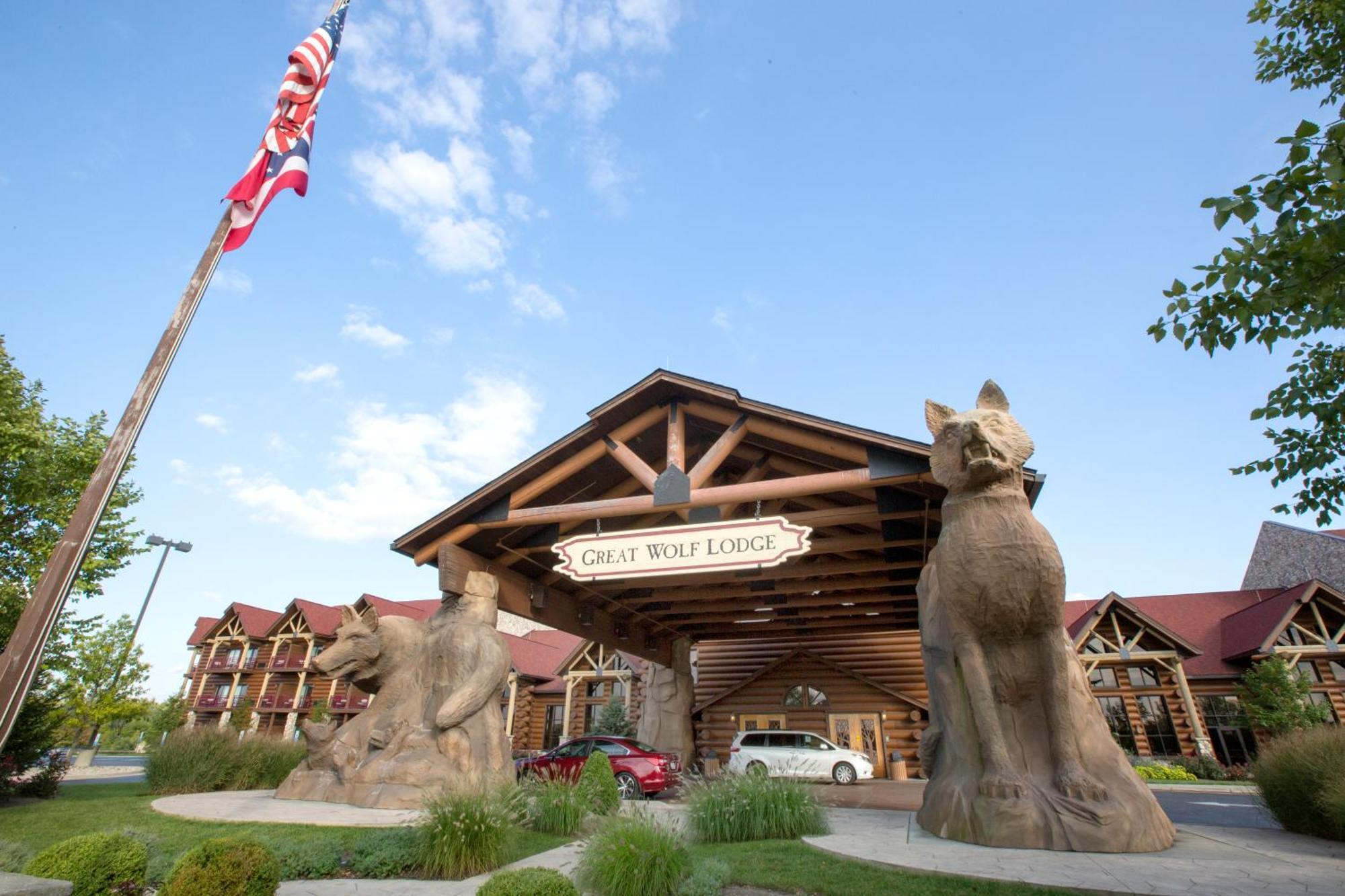 Great Wolf Lodge New England Leominster Exterior photo