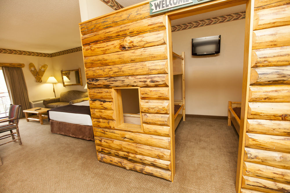 Great Wolf Lodge New England Leominster Exterior photo